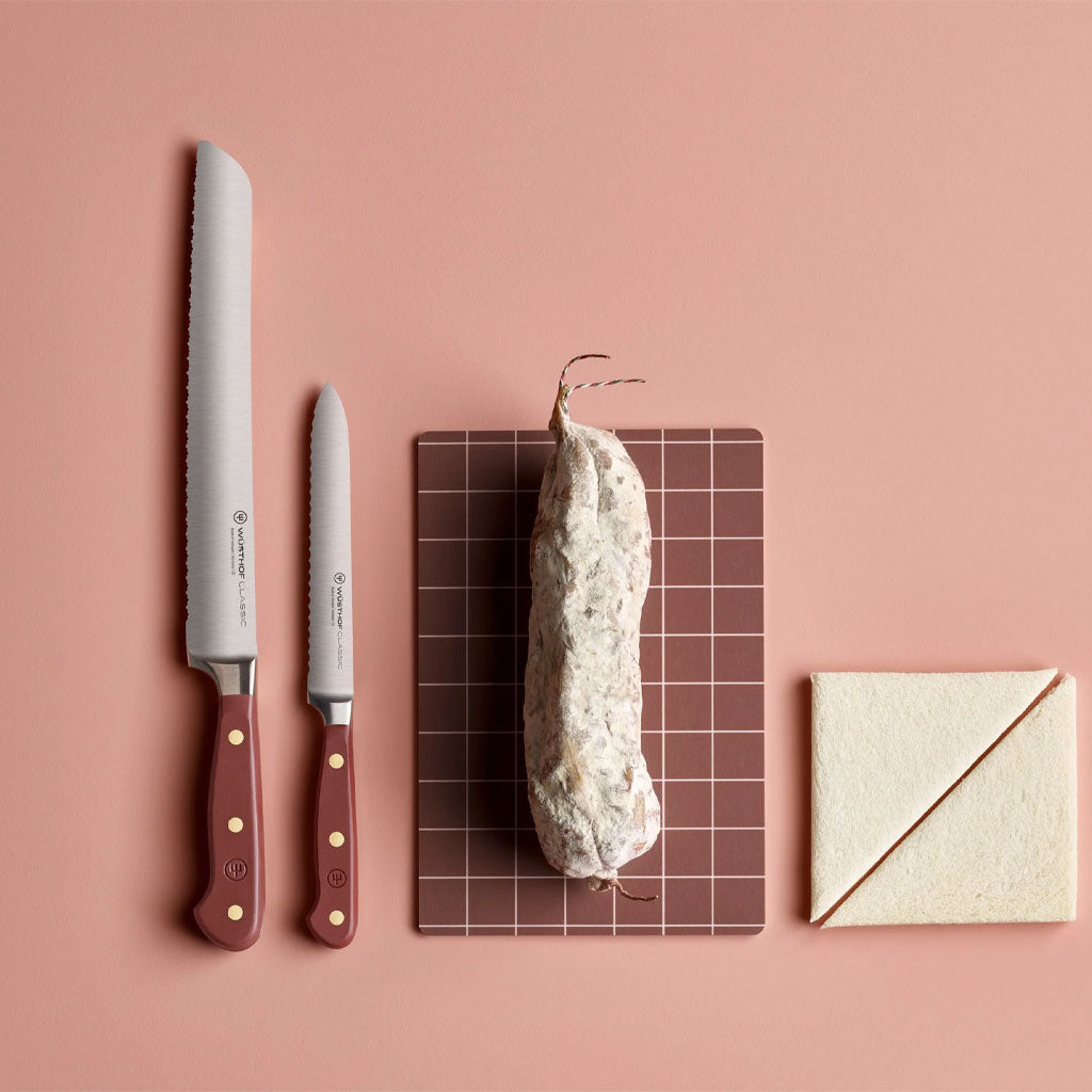 Wusthof - Classic Bread knife with double serrated edge Tasty Sumac 23 cm