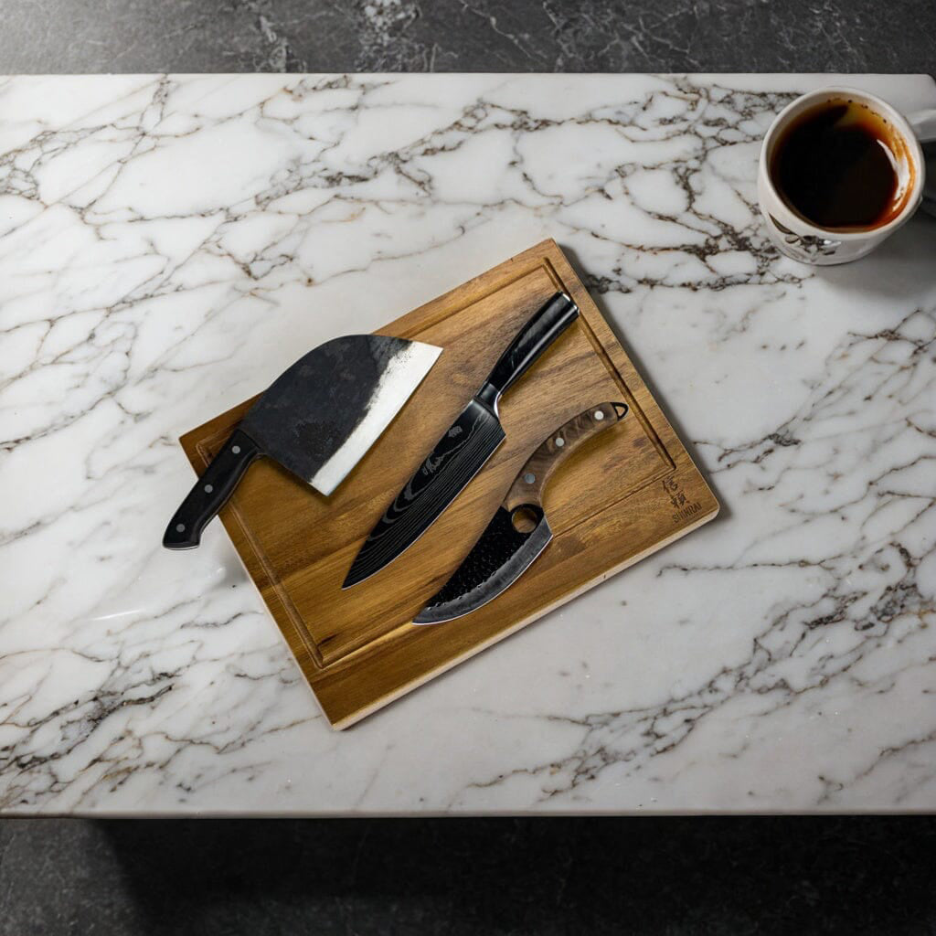 Shinrai Knives - 3 Brown Knives + Cutting Board
