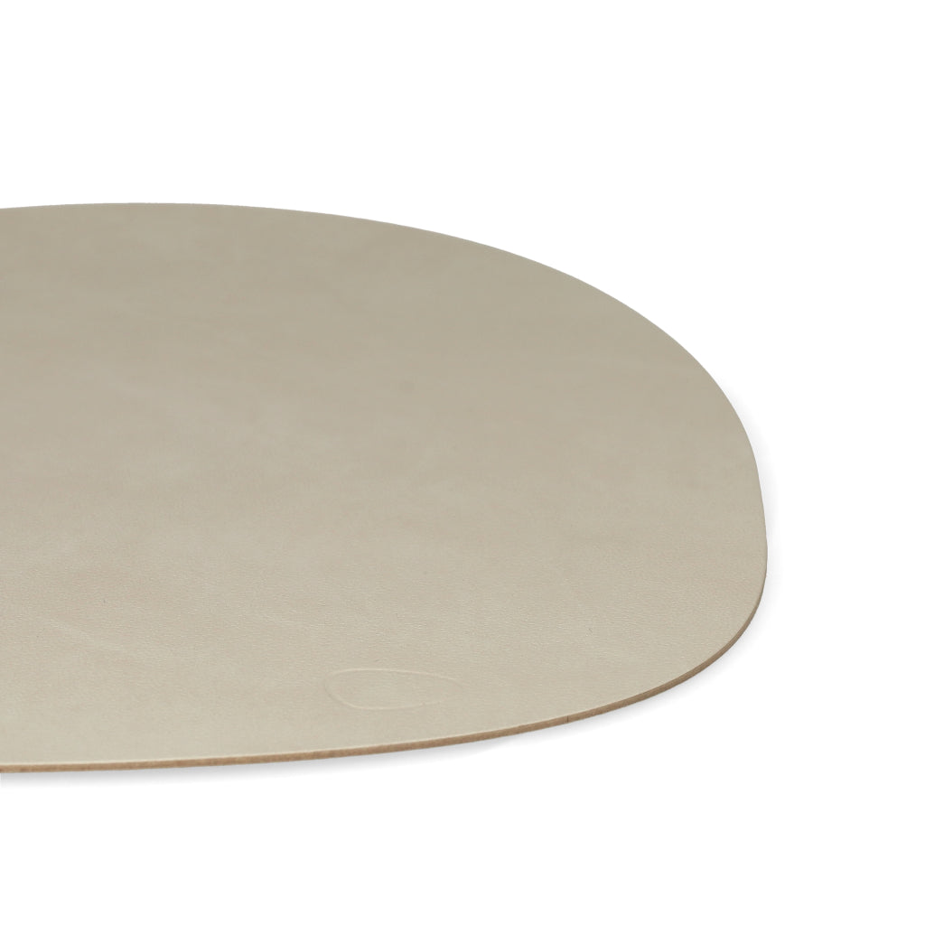 Lind DNA - Tablemat Curve L Nupo Oyster White